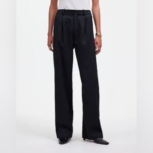 Madewell women’s The Slouchy Straight Pant black Size 6 Petite NWT